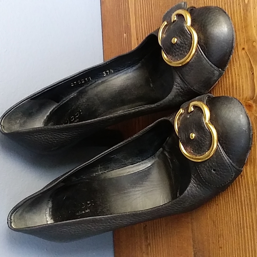 Gucci leather  pumps